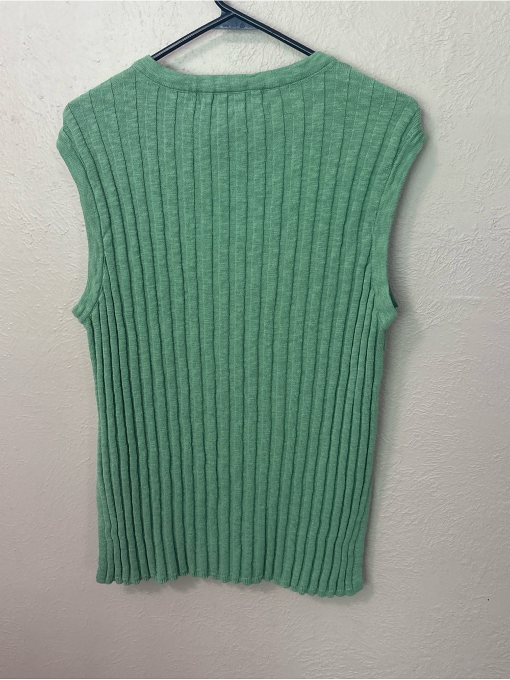 Free People Beach Green Ribbed V-Neck Sleeveless Sweater Vest Size 6 - Picture 3 of 3